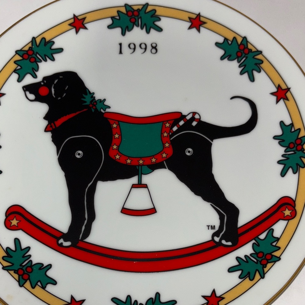 1998 The Black Dog Holiday Plate - Picture 6 of 6